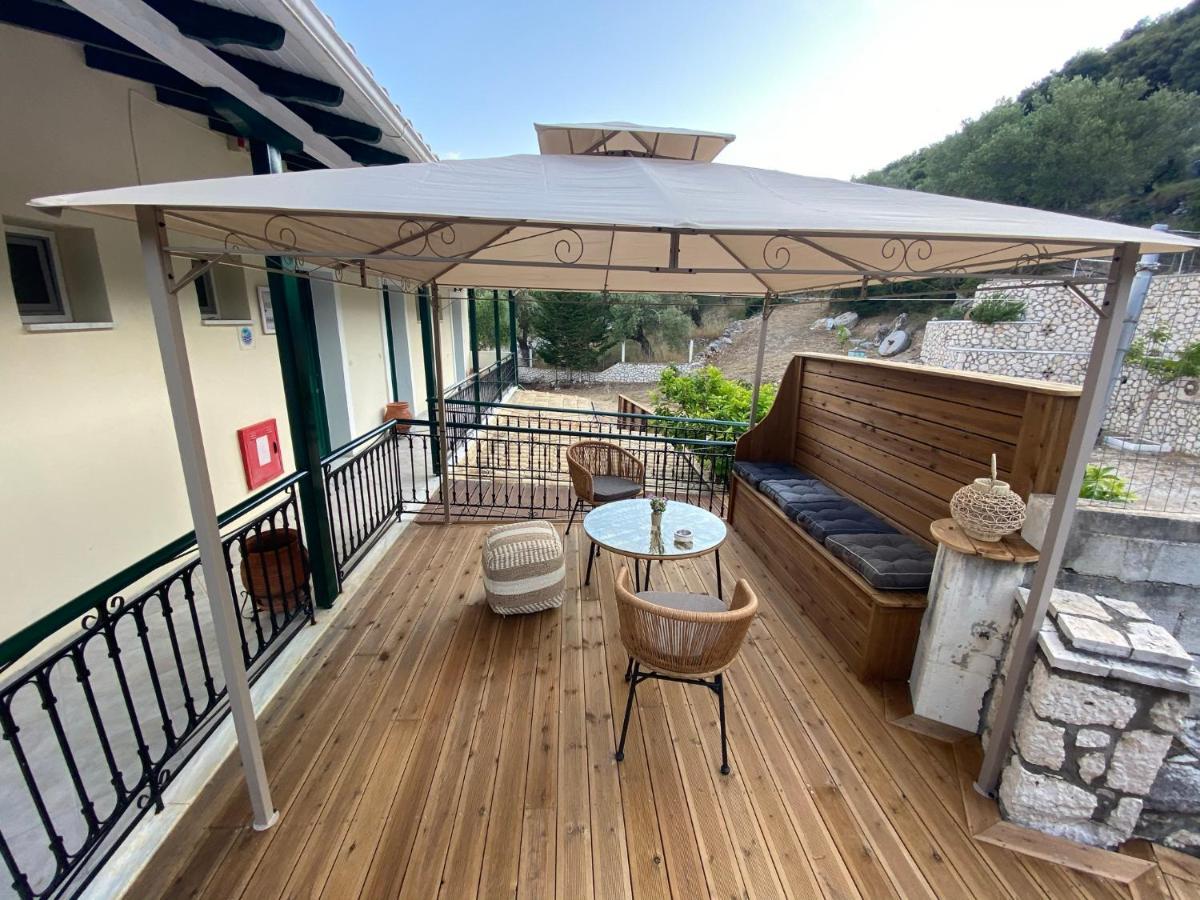 Marathes Studios Agios Nikitas Exterior photo