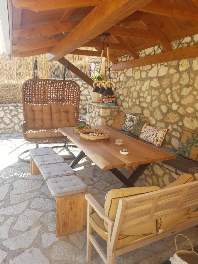 Marathes Studios Agios Nikitas Exterior photo