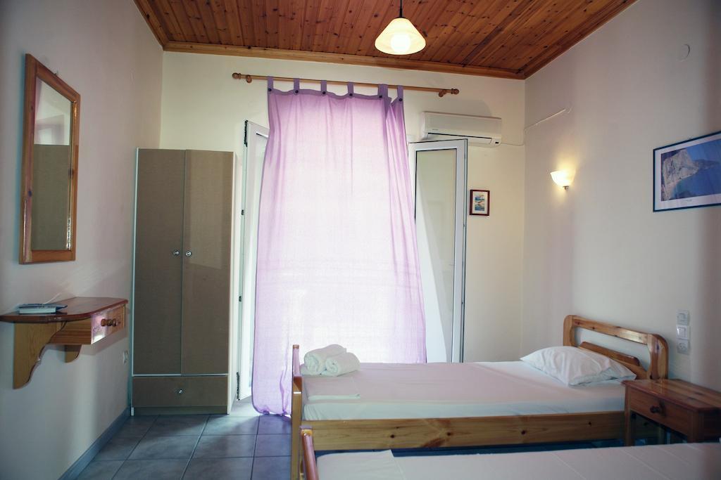Marathes Studios Agios Nikitas Room photo